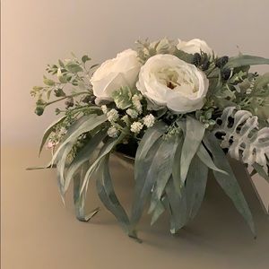 Flower Arrangements/Centerpiece